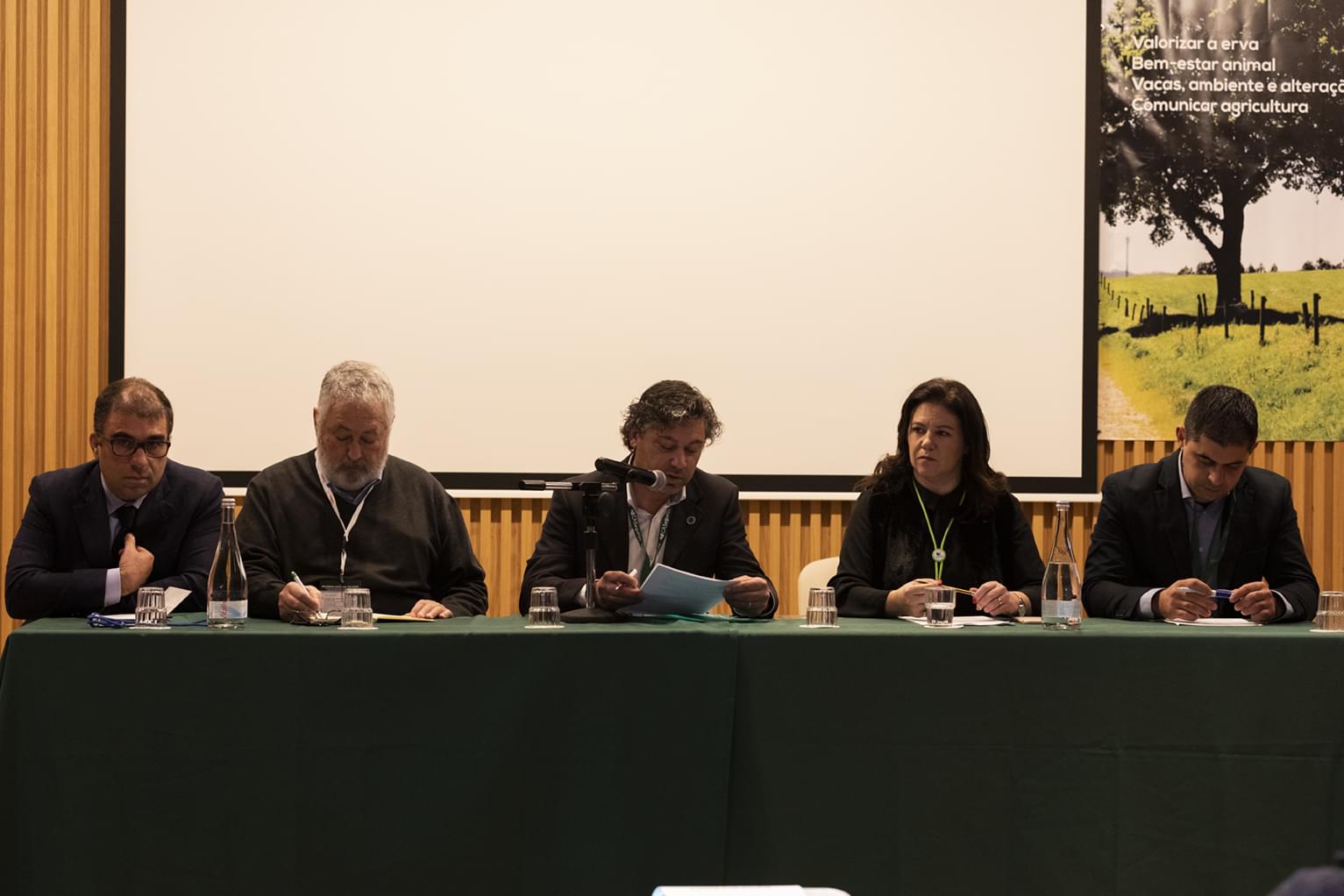 Col&oacute;quio Nacional do Leite